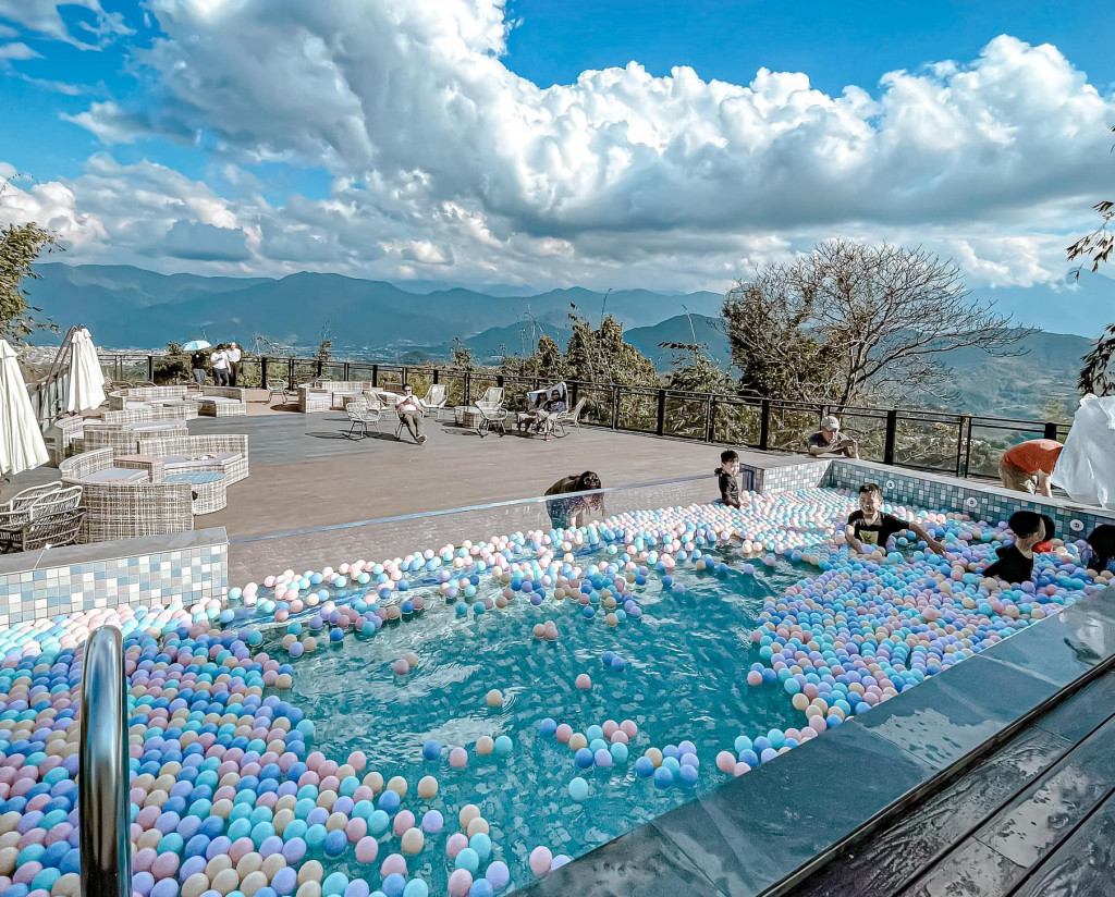 燈火嵐杉野奢露營區in here(豪華帳Glamping)