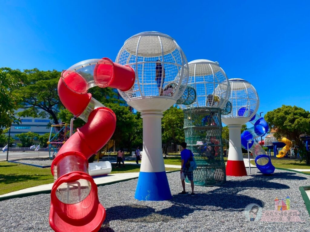 中油海洋天堂公園-中油海洋天堂休憩園區(特色遊戲場)(大部份遊具毀損未維護)