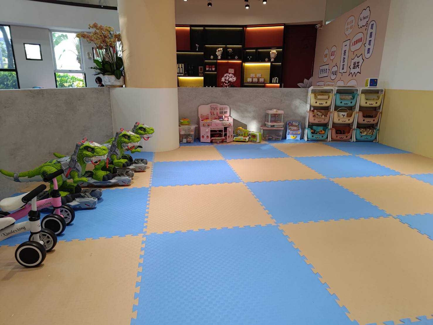 217好食複合式餐廳 