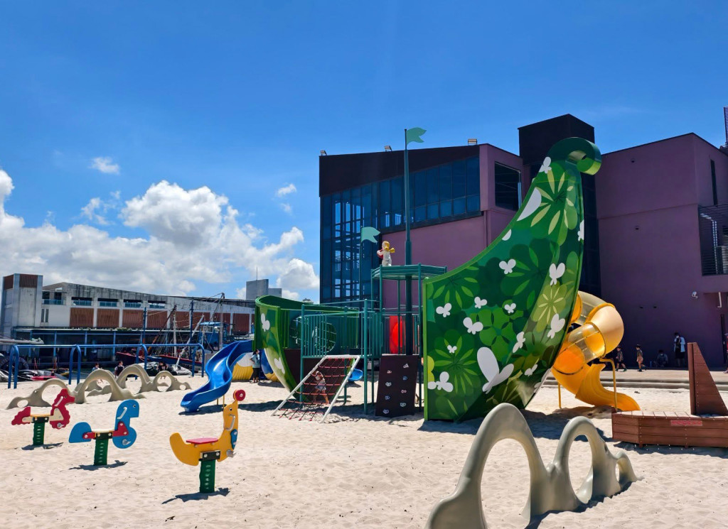蚵子寮海洋漁業親子館(特色遊戲場)