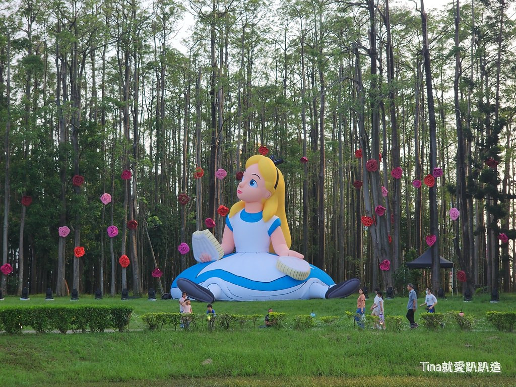 2025光織影舞-愛麗絲夢遊仙境光影藝術展@北香湖公園(10/04-10/19)